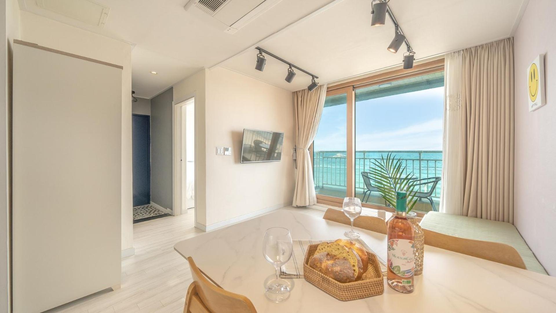 Goseong Littlesquare Oceanview Pension Rom bilde